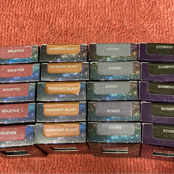 Urban decay eyeshadow - Picture 4 of 5